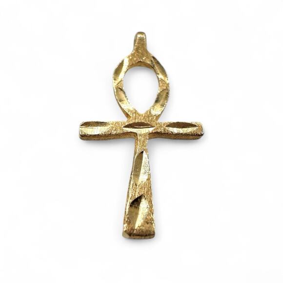 14K Yellow Gold Ankh Cross Pendant Charm Textured Cut Etched Egyptian Style .56g - Picture 1 of 4